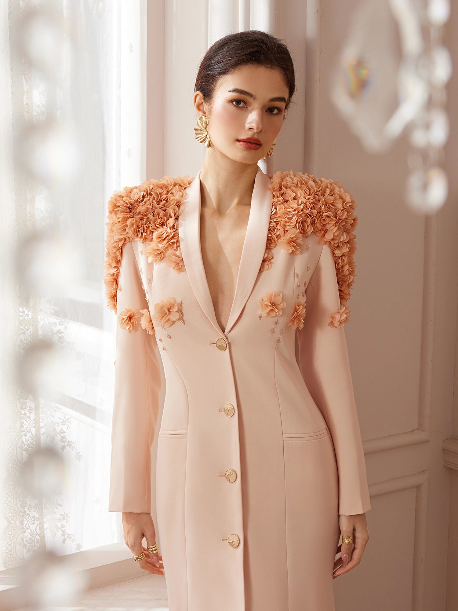 Beadwork Shawl-Collar Maxi Dress|NOOSGOP