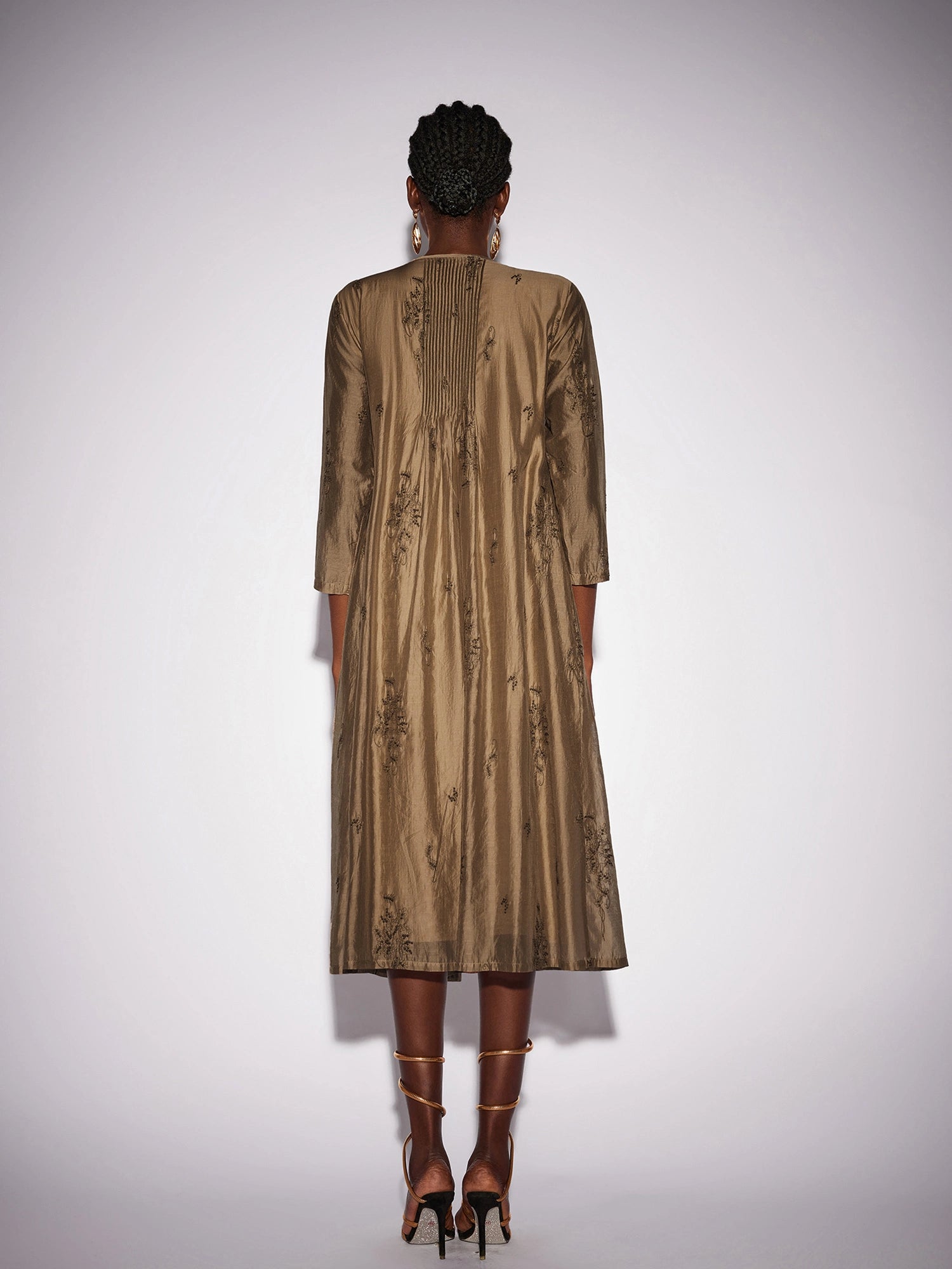 Black Floral Print Loose Fit Crew Neck Midi Dress|NOOSGOP