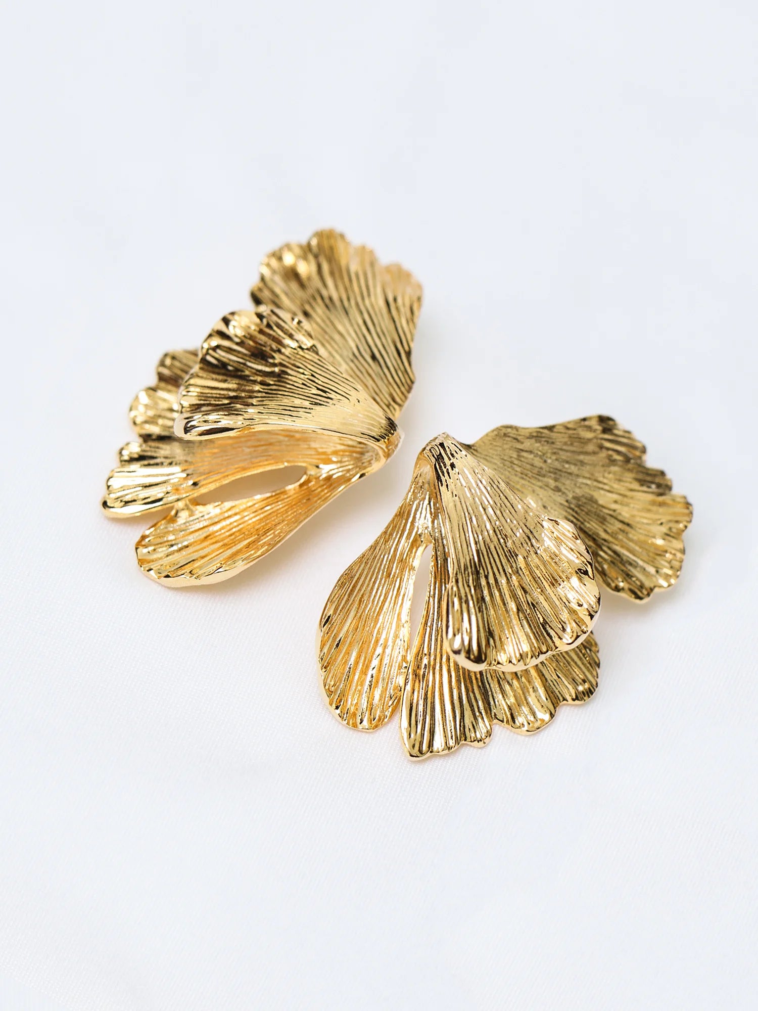Chunky Ginkgo Leaf Dangle Earrings|NOOSGOP