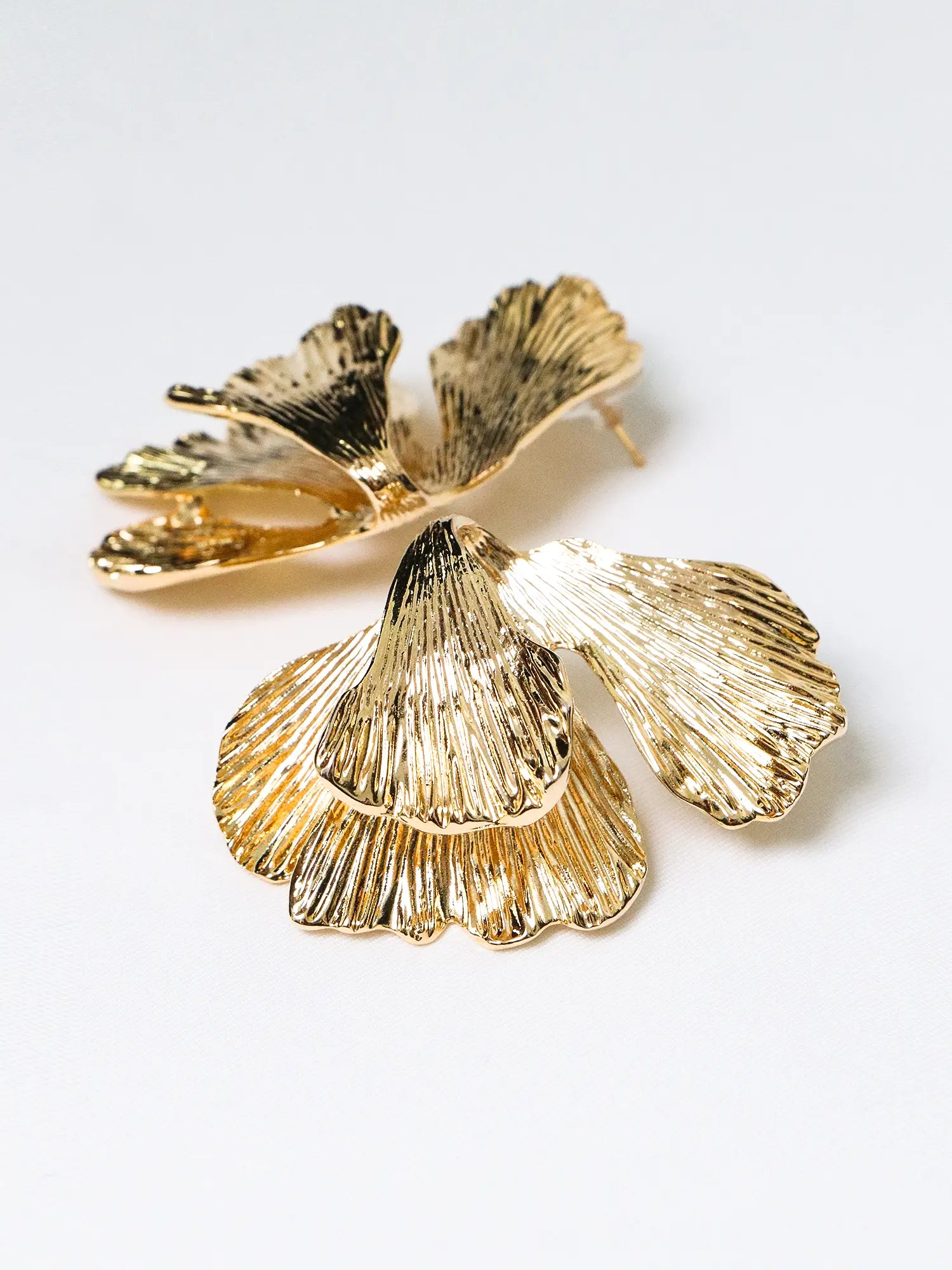 Chunky Ginkgo Leaf Dangle Earrings|NOOSGOP