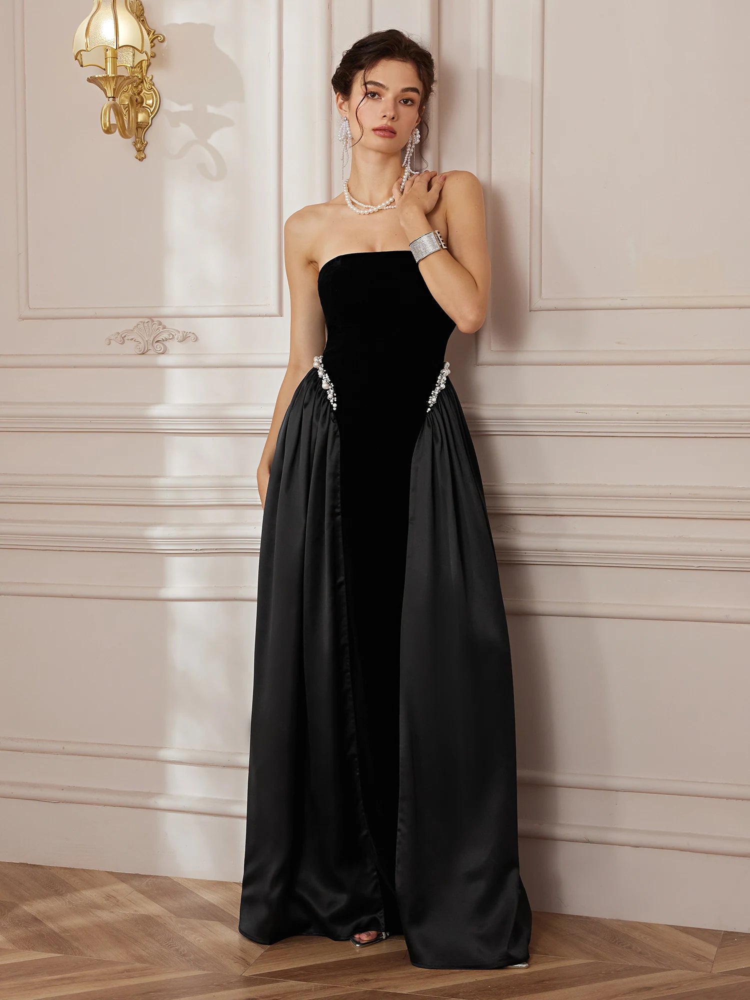 Crystal Pleated Strapless Maxi Dress|NOOSGOP