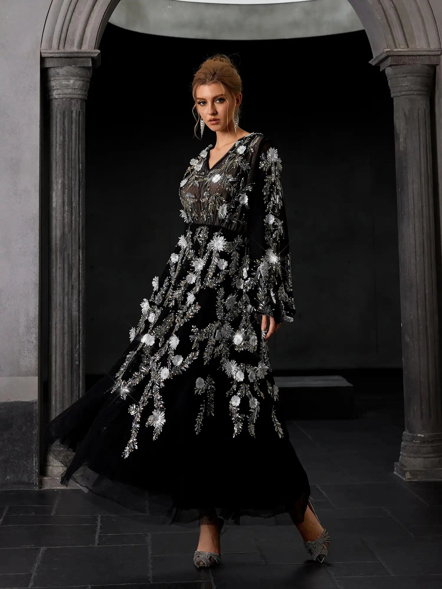 Dusky Floral-Overlaid Tulle Midi Dress|NOOSGOP