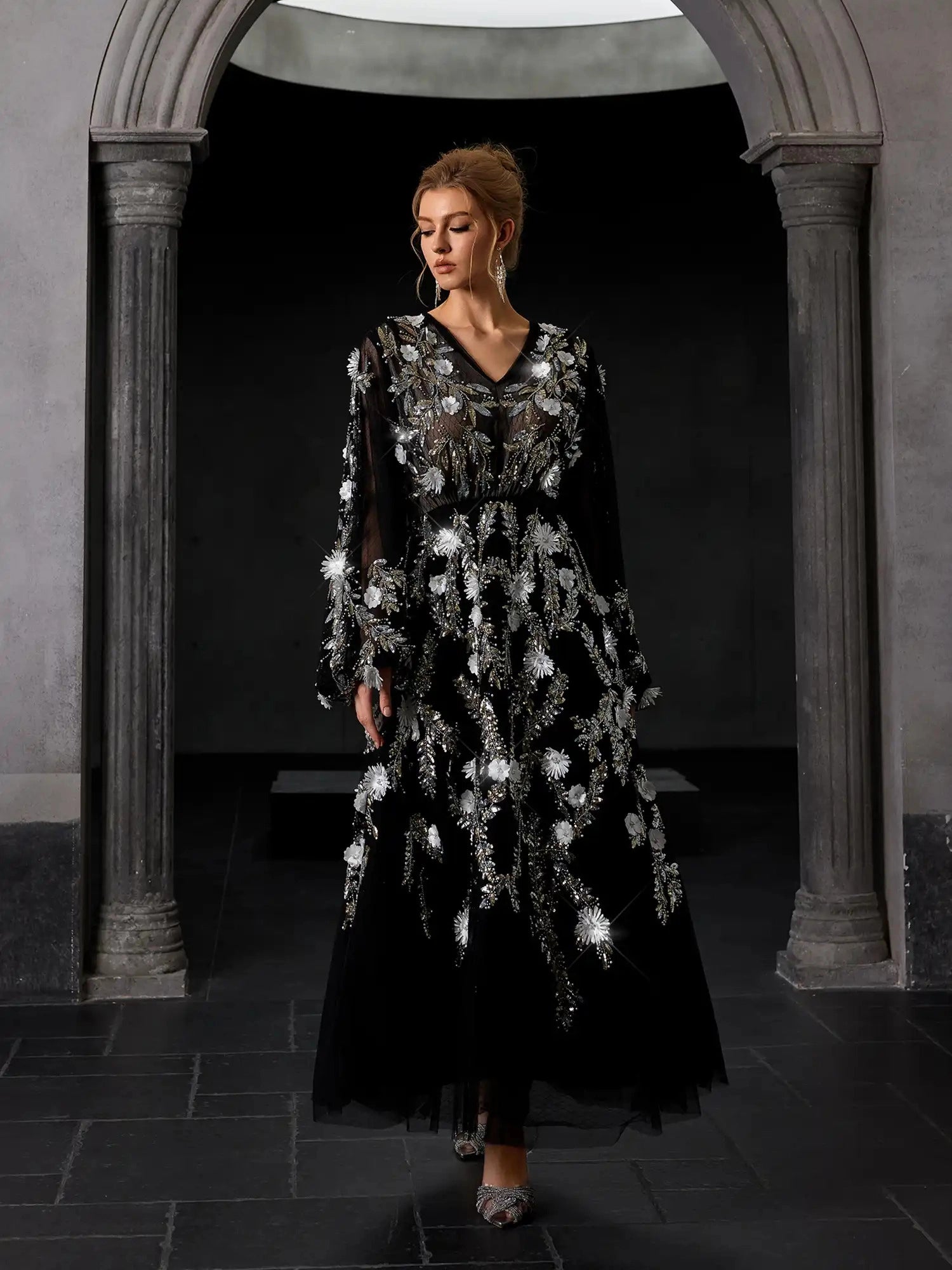 Dusky Floral-Overlaid Tulle Midi Dress|NOOSGOP