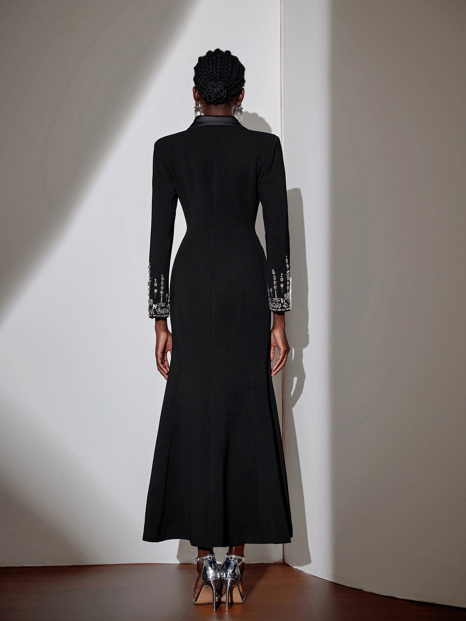 Embellished V-Neck Bodycon Maxi Dress|NOOSGOP