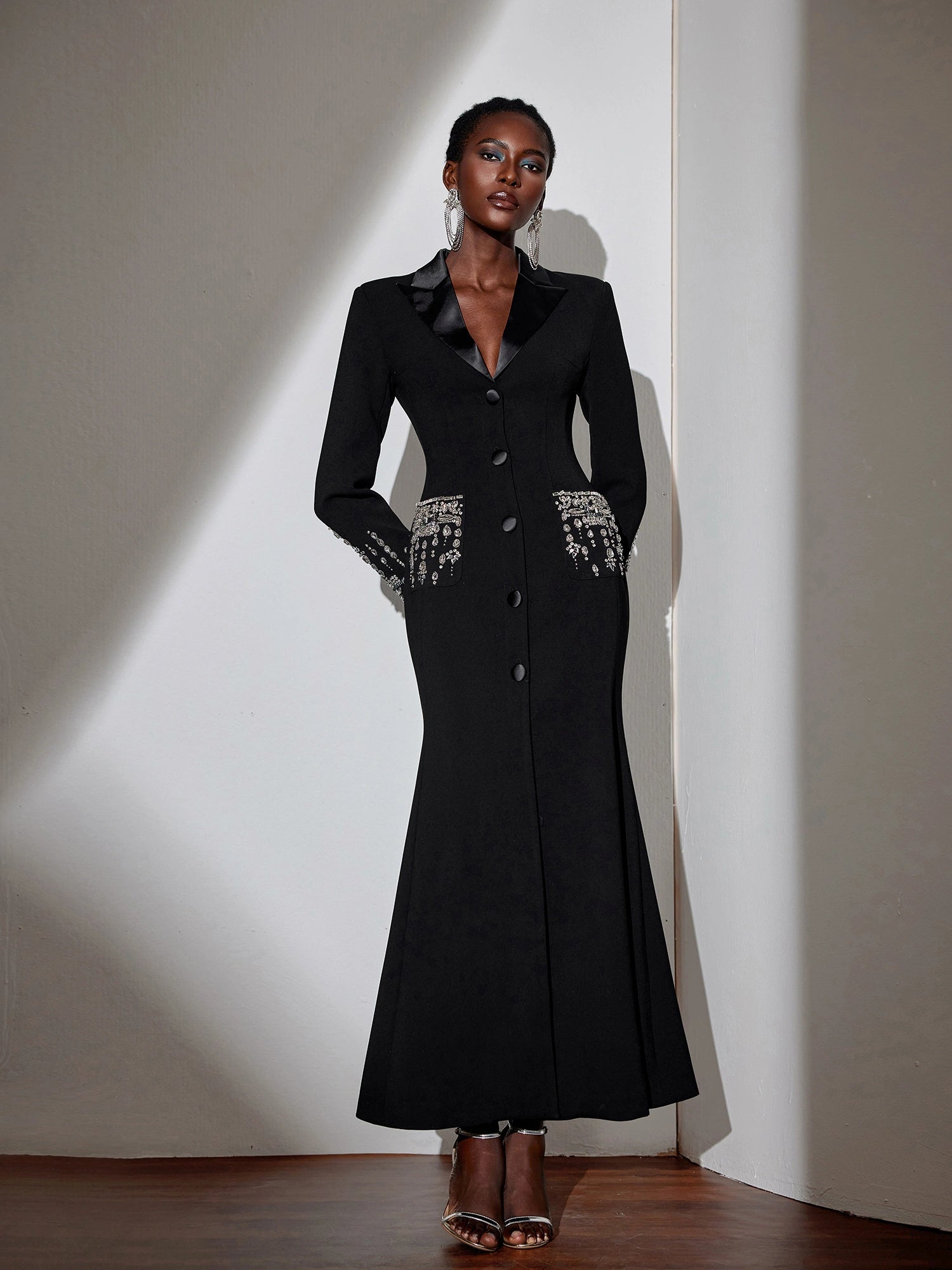 Embellished V-Neck Bodycon Maxi Dress|NOOSGOP