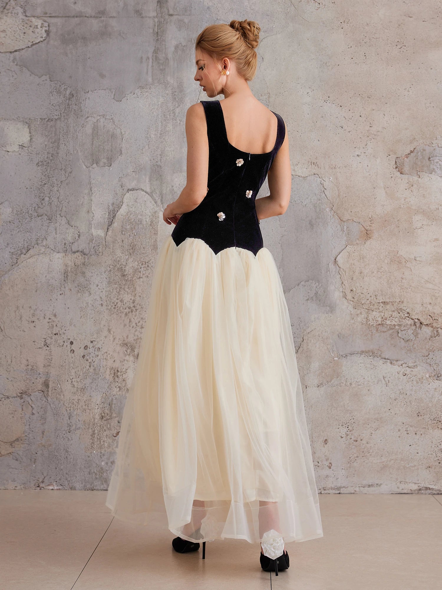 Empire-Waist Sleeveless Midi Dress|NOOSGOP