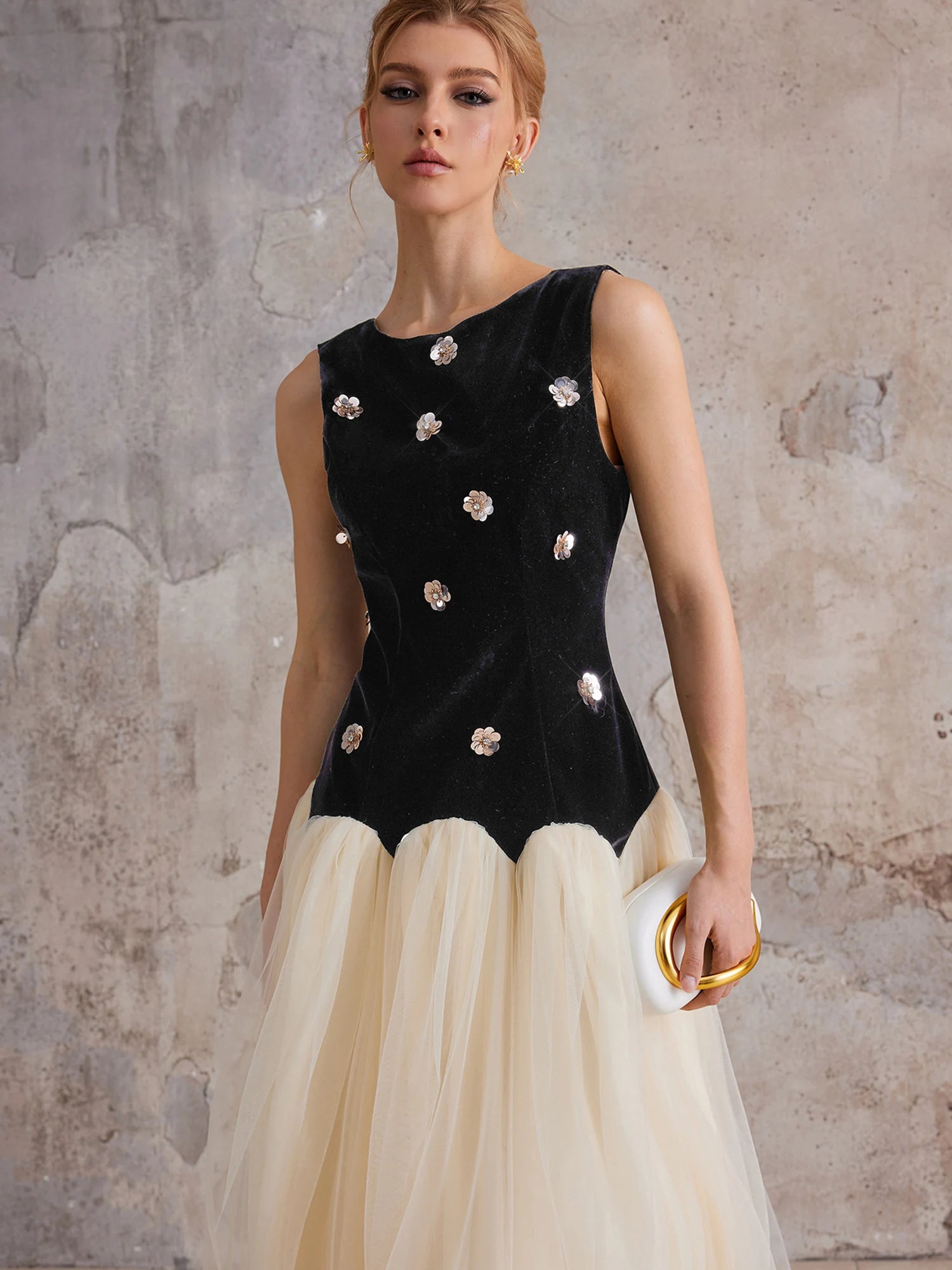 Empire-Waist Sleeveless Midi Dress|NOOSGOP