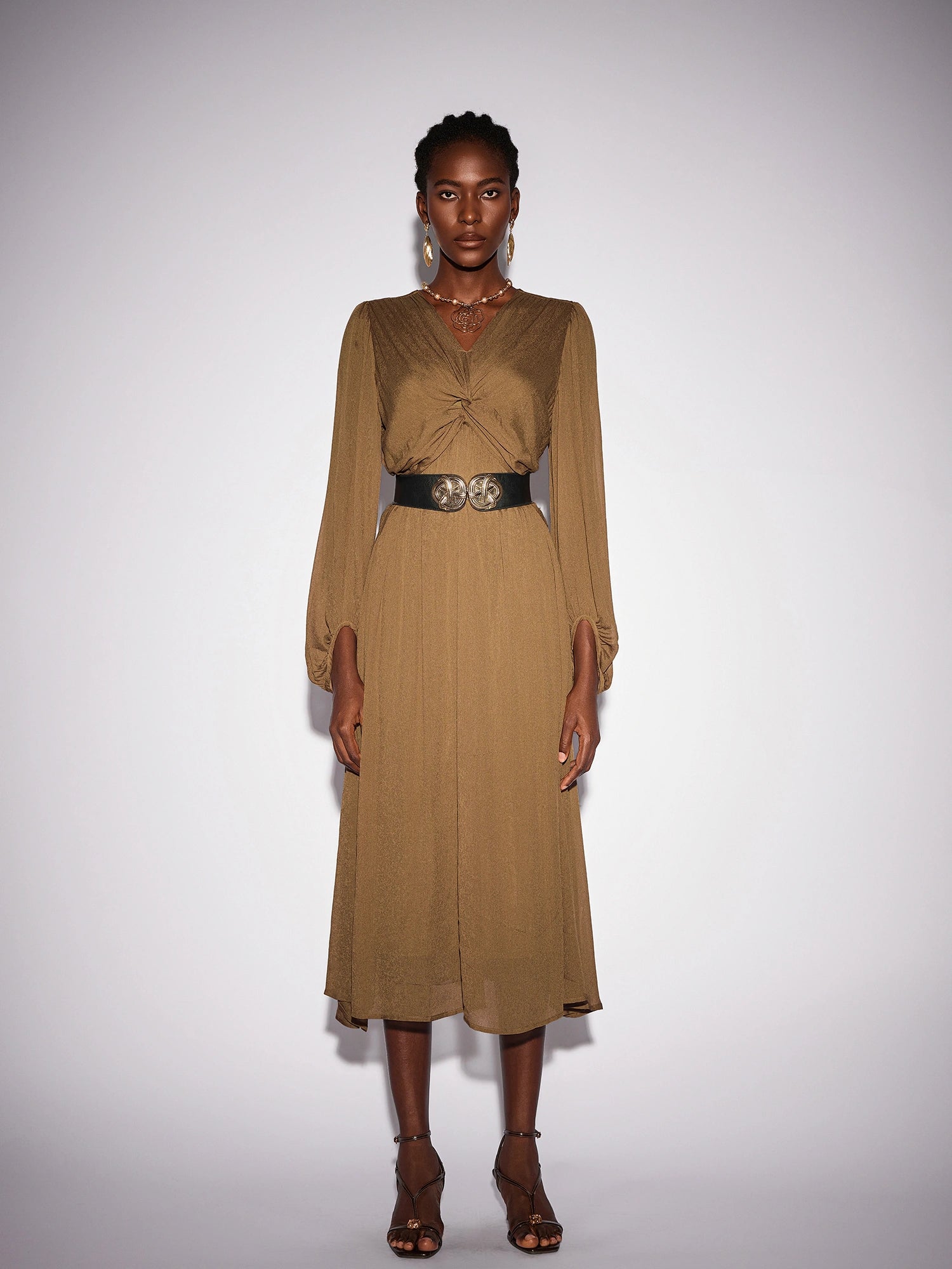 Front Tie Neck Brown Pleated Midi Dress|NOOSGOP