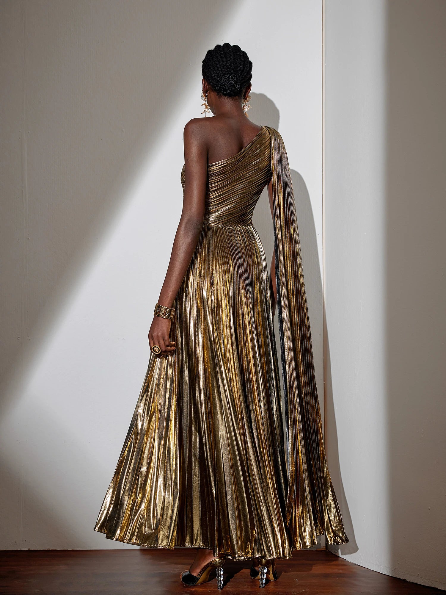 Glamorous Cape Shoulder Ruched Maxi Dress|NOOSGOP