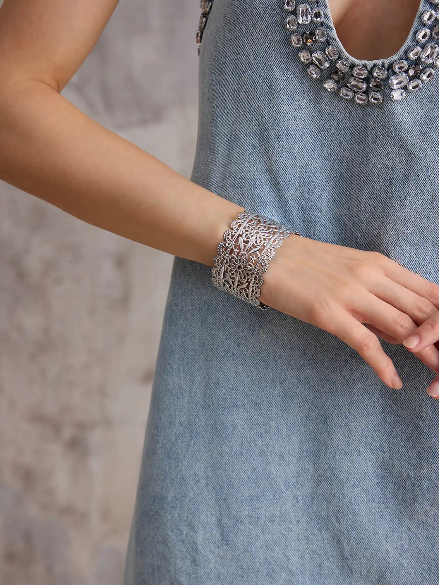 Gold Vintage Flower Cuff Bangle Bracelet|NOOSGOP