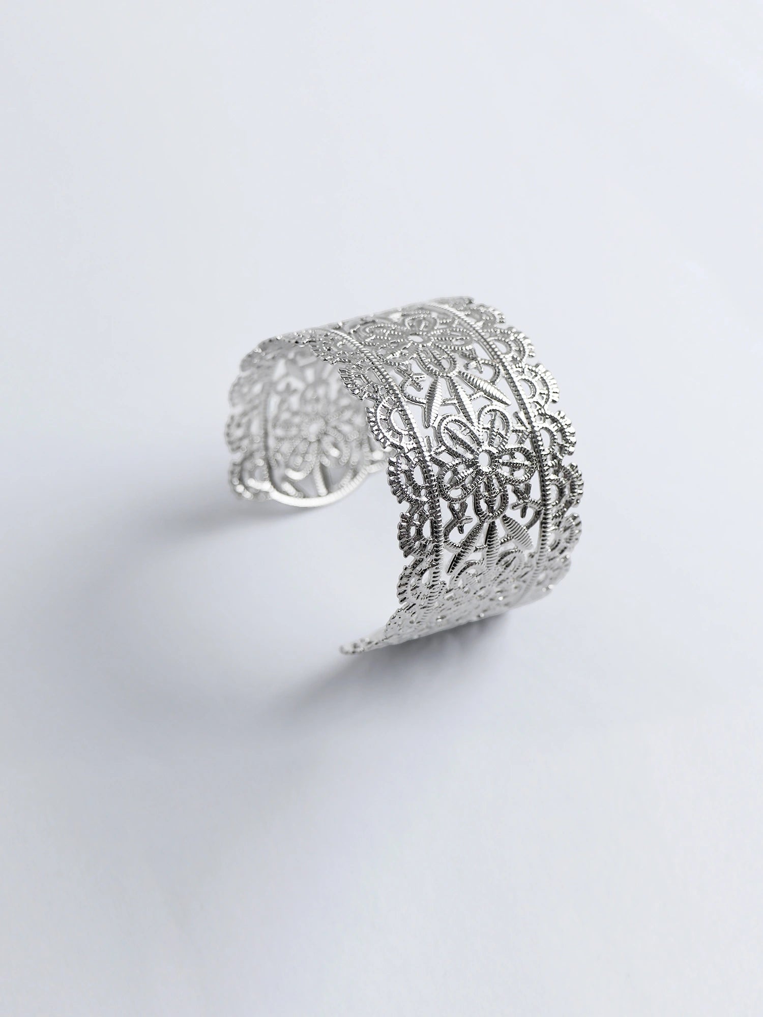 Gold Vintage Flower Cuff Bangle Bracelet|NOOSGOP