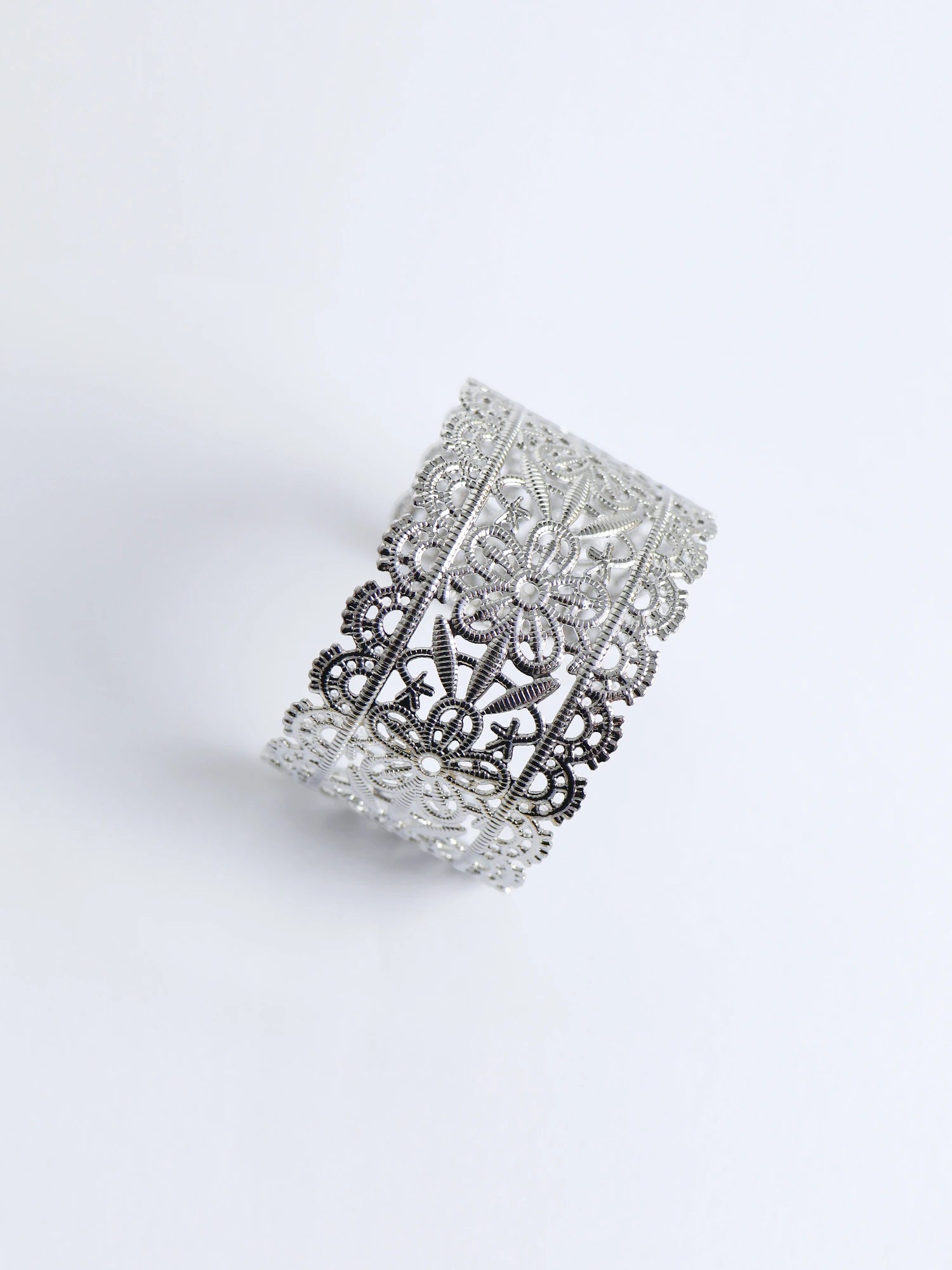 Gold Vintage Flower Cuff Bangle Bracelet|NOOSGOP