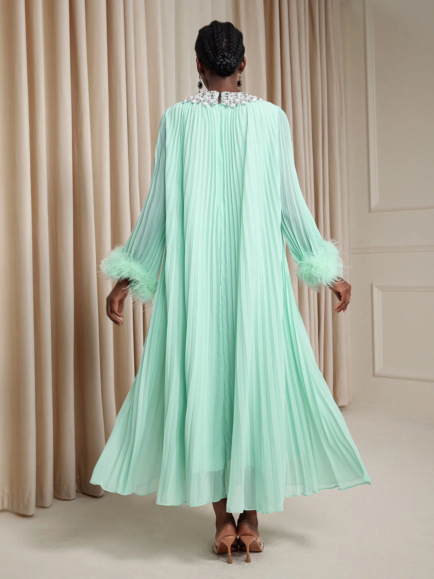 Green Ruched Round Neck Plush Sleeve Maxi Dress|NOOSGOP