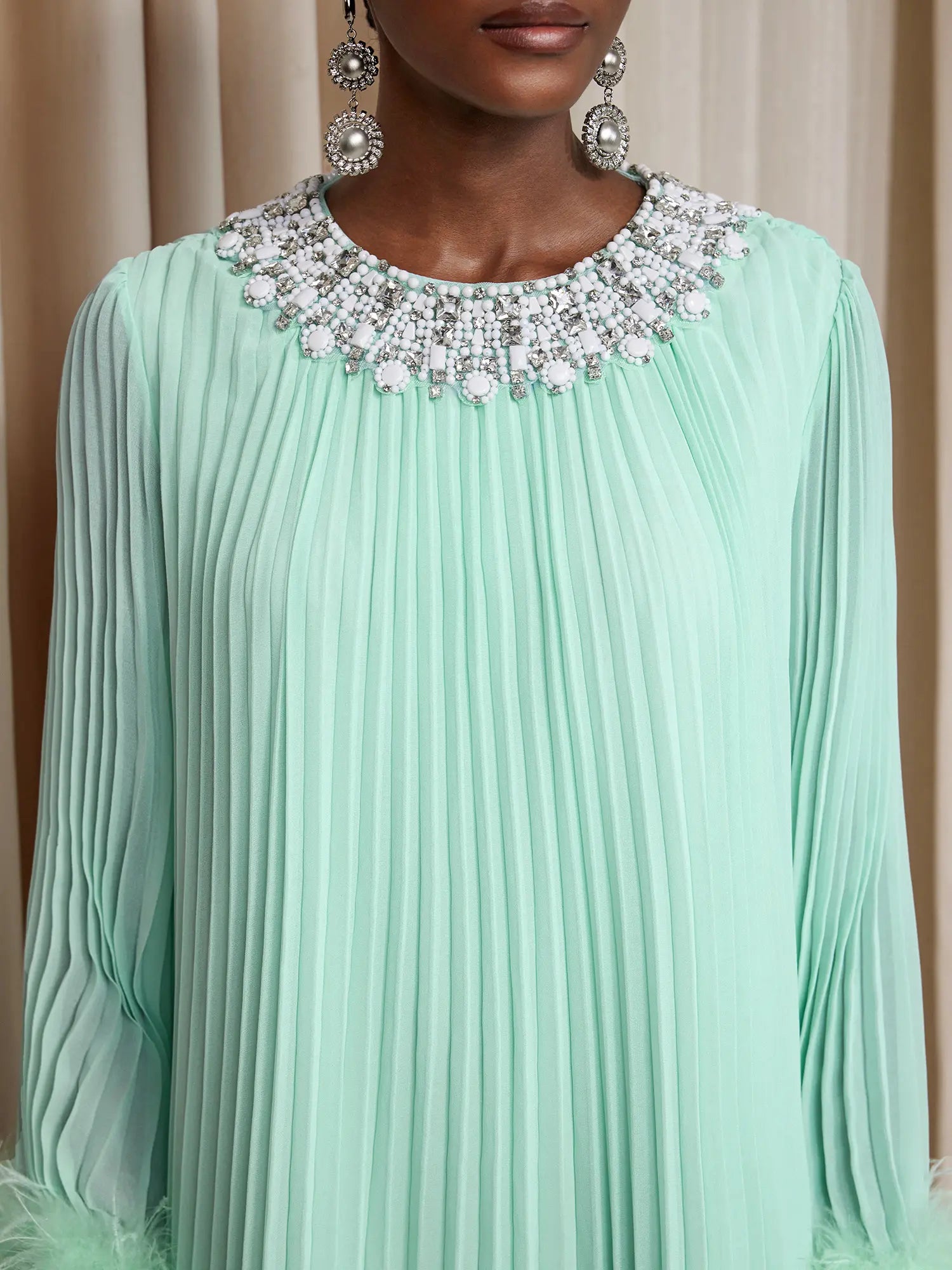 Green Ruched Round Neck Plush Sleeve Maxi Dress|NOOSGOP