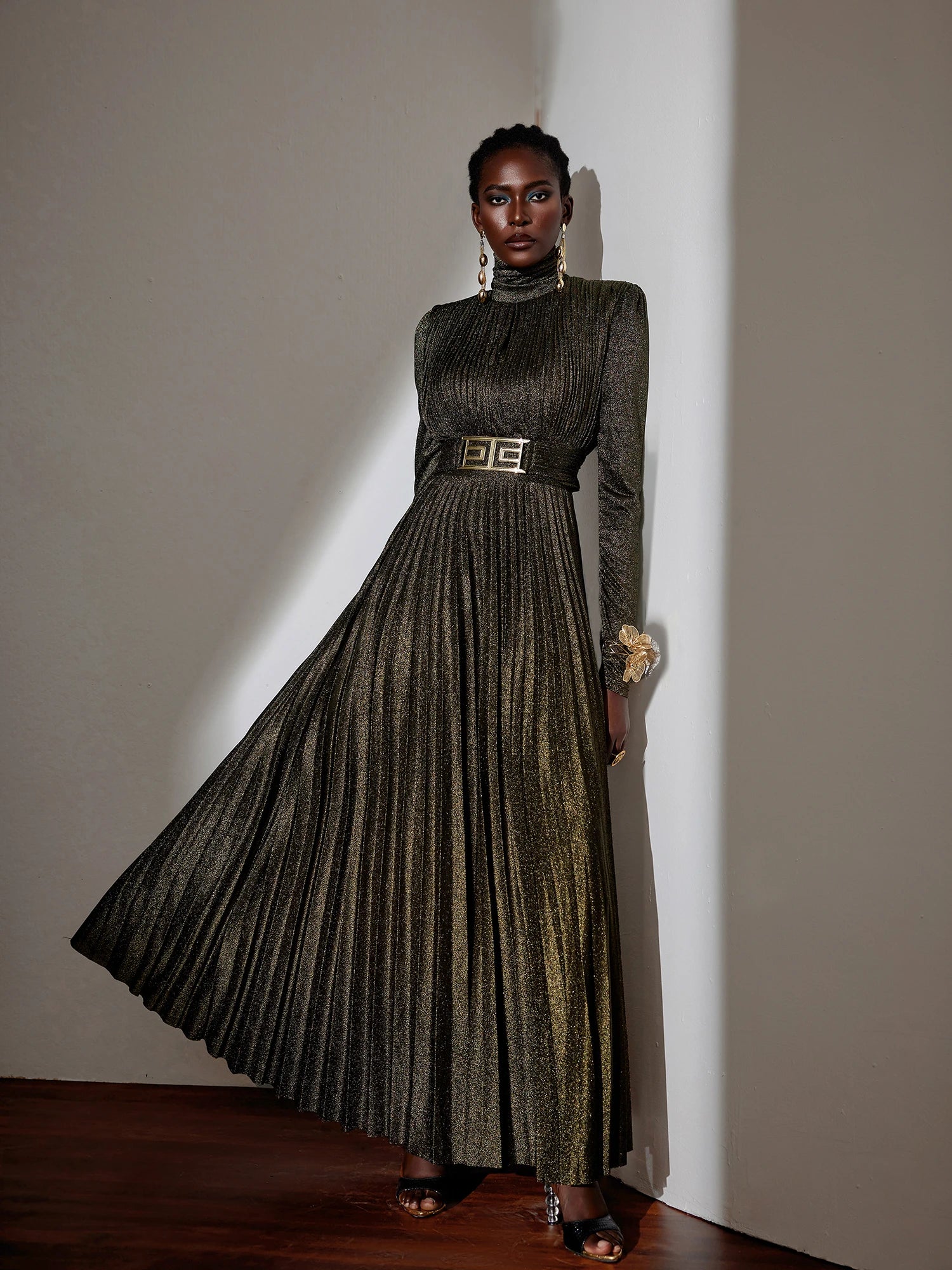 Metallic Pleated High-Neck Maxi Dress|NOOSGOP