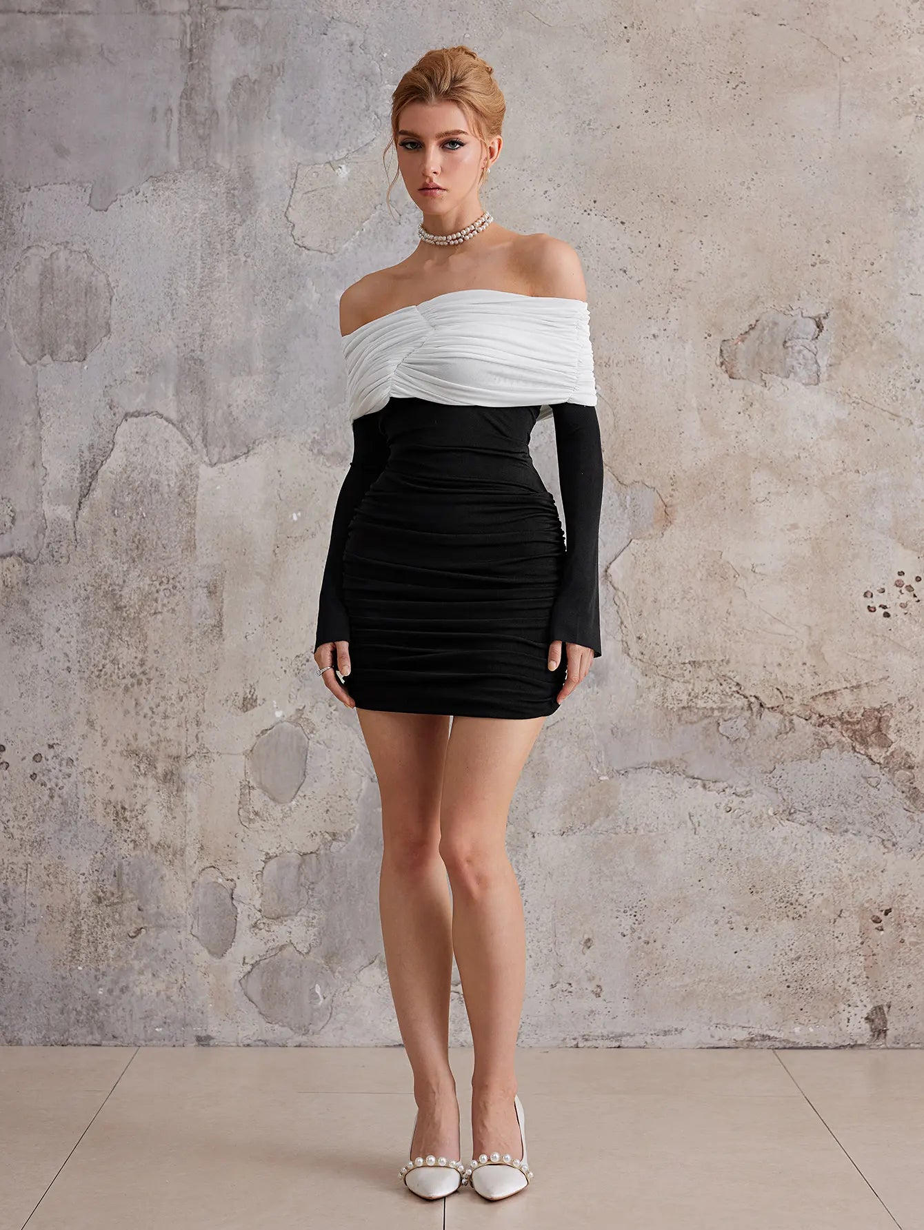 Off-Shoulder Colorblock Mini Ruffle Dress|NOOSGOP