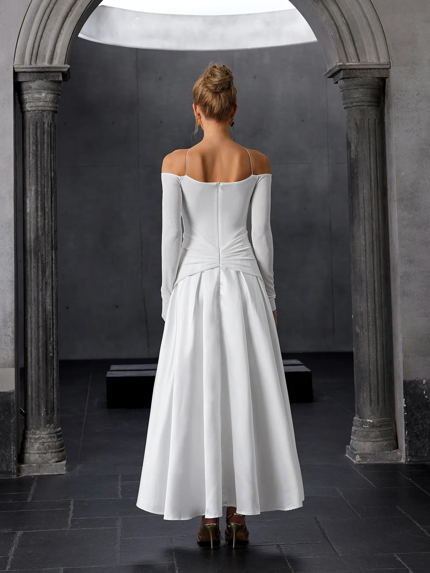 Off-Shoulder Metal-Accent Maxi Dress|NOOSGOP