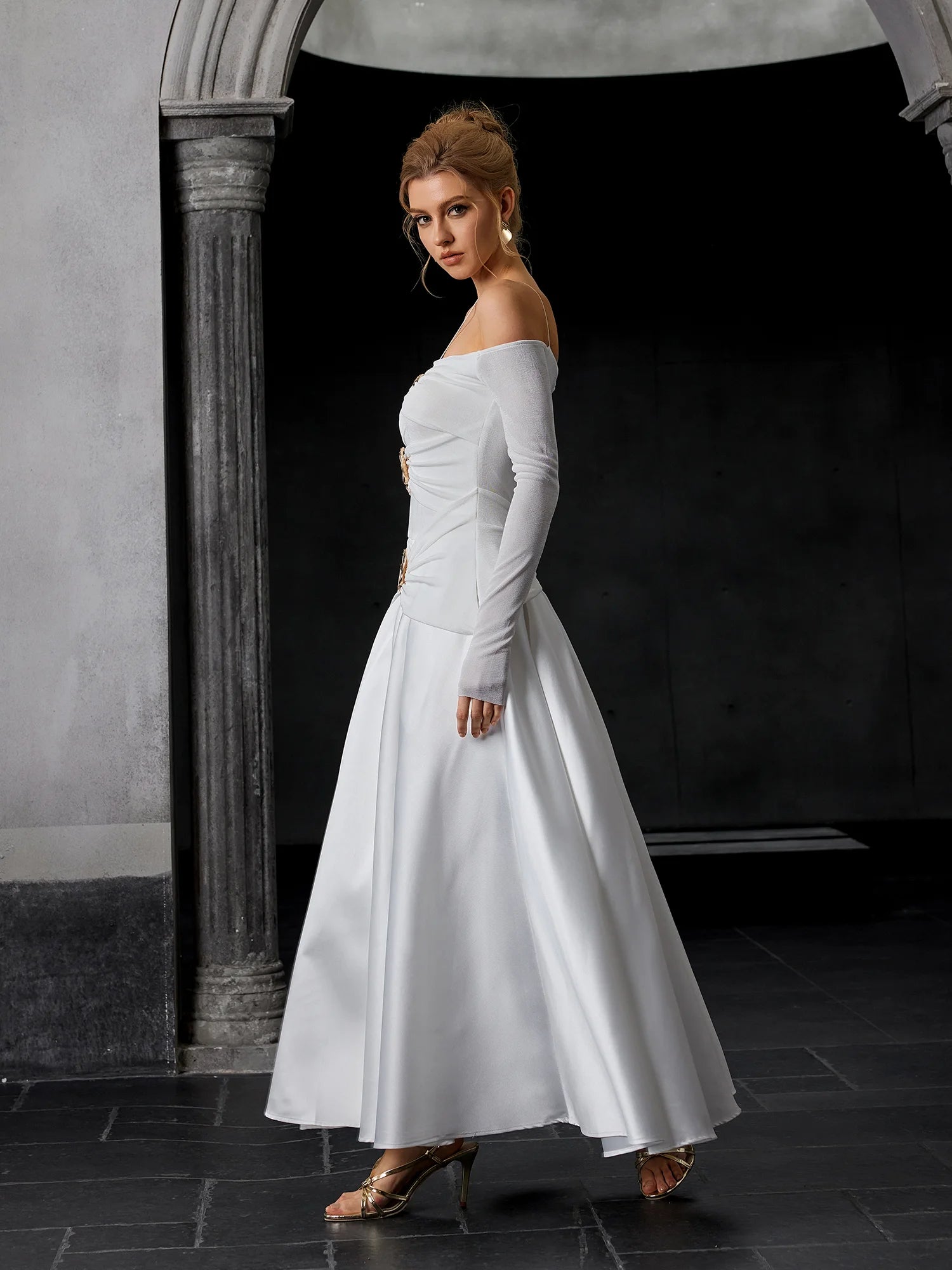 Off-Shoulder Metal-Accent Maxi Dress|NOOSGOP