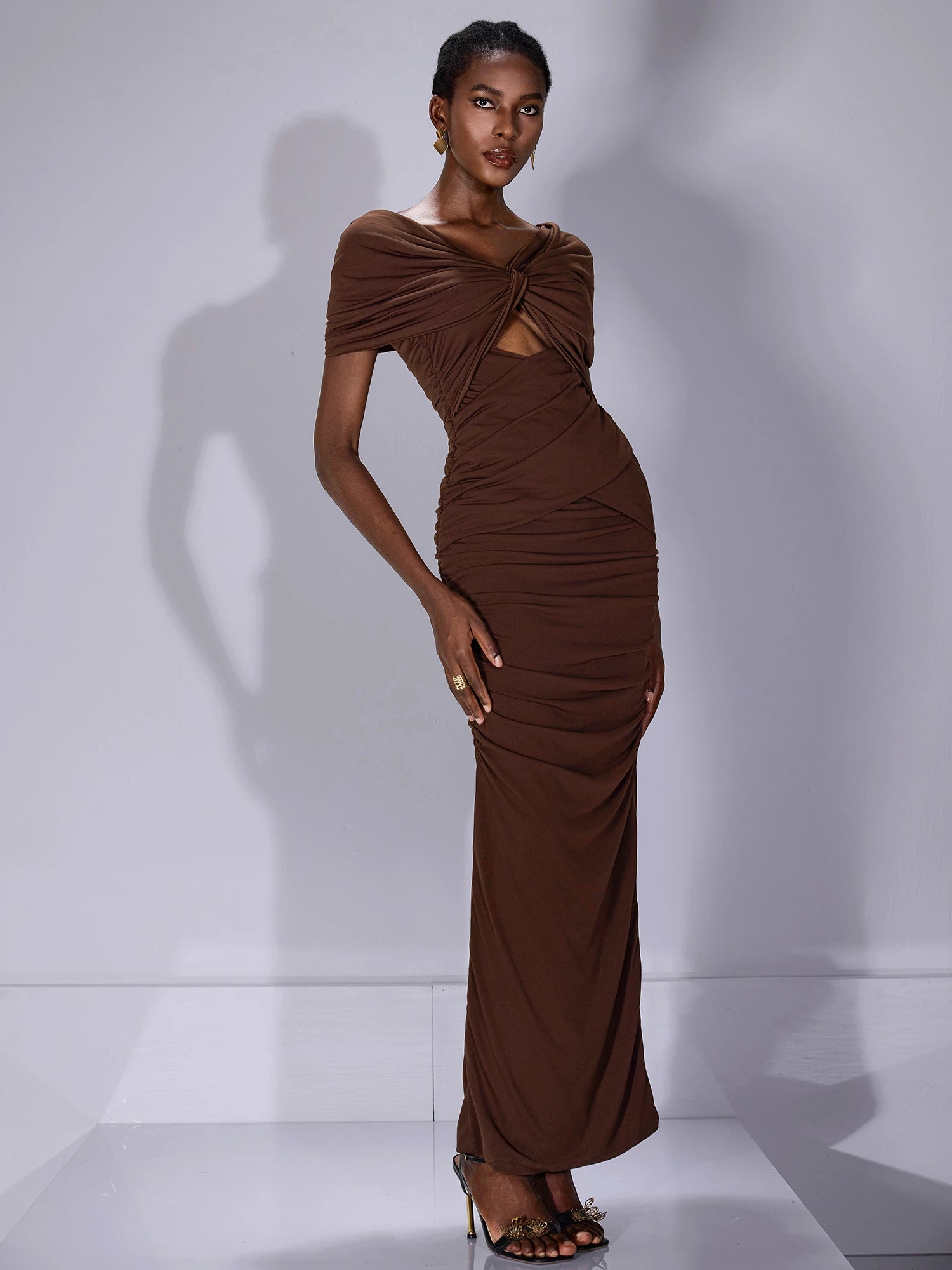 Off Shoulder Twist Front Cutout Maxi Dress|NOOSGOP