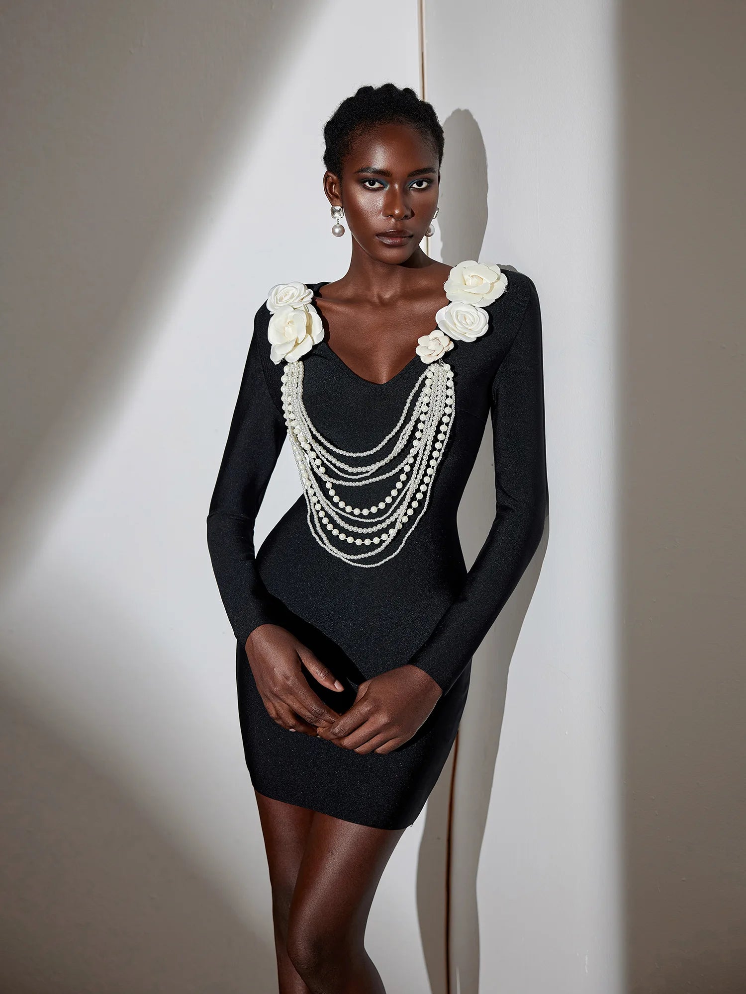 Pearl Chain Floral Bodycon Mini Dress|NOOSGOP