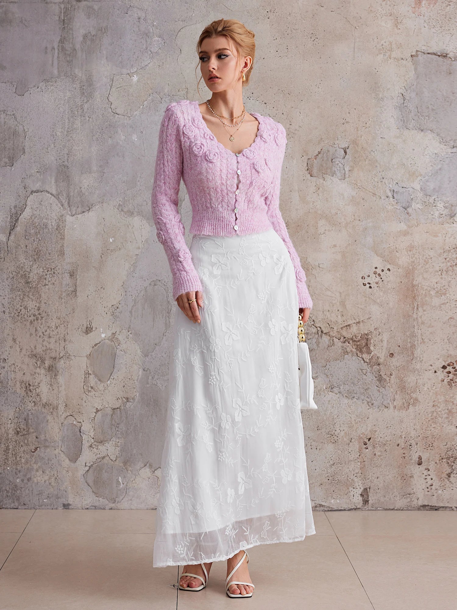 Pink three-dimensional flower V-neck sweater|NOOSGOP