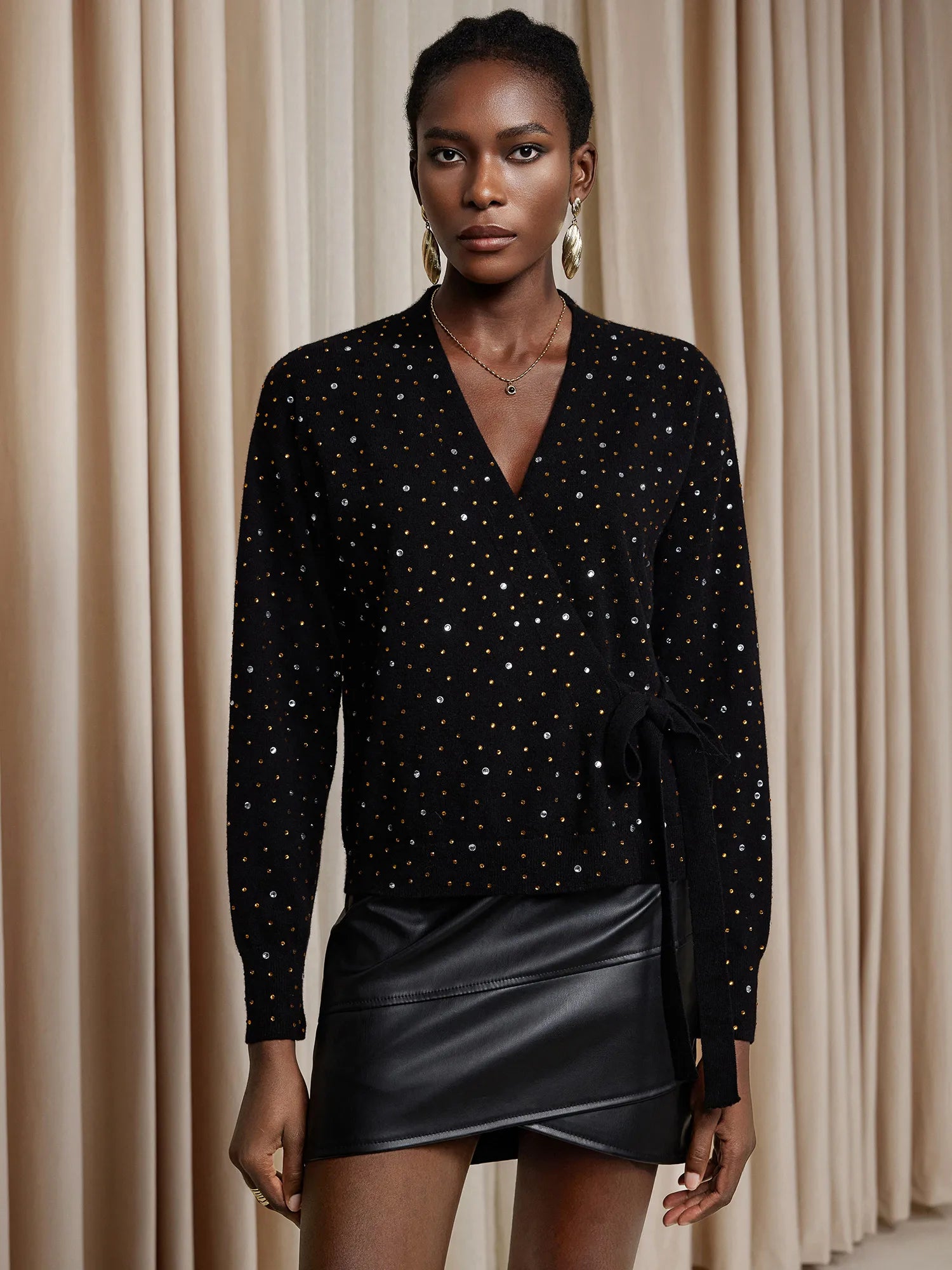 Rhinestone V-Neck Tie-Up Top|NOOSGOP