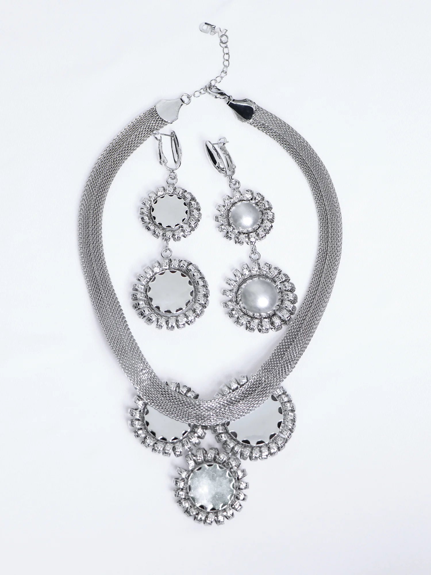 Silver Large Flower Beaded Necklace Earring Set|NOOSGOP
