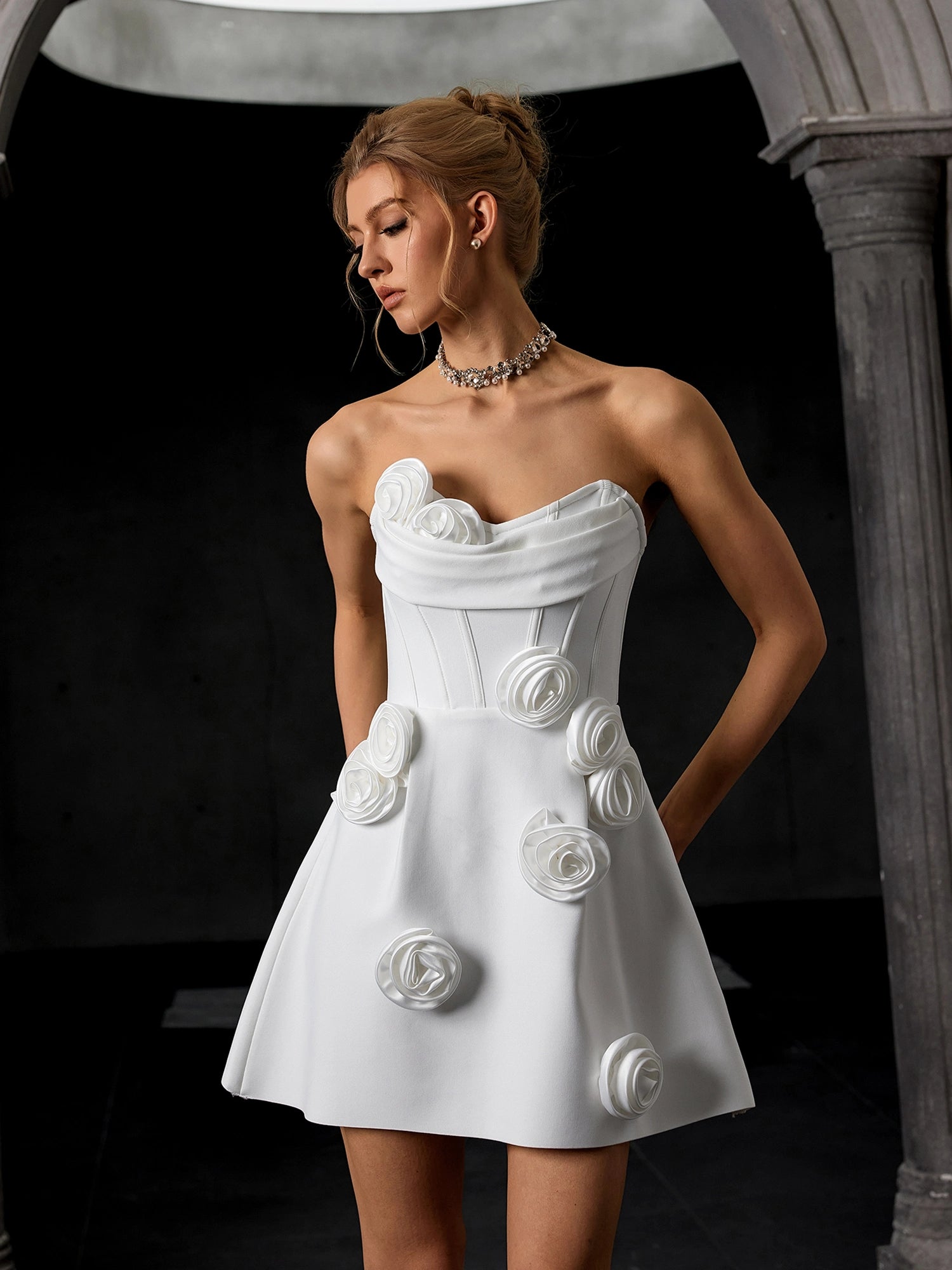 Strapless Beaded-Ribbon Sculpted Mini Dress|NOOSGOP