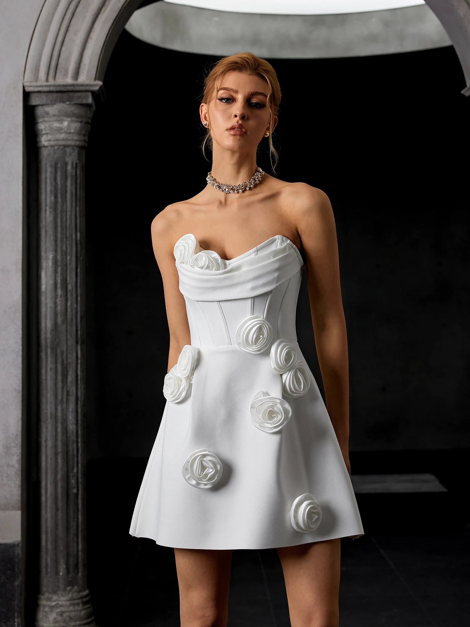 Strapless Beaded-Ribbon Sculpted Mini Dress|NOOSGOP