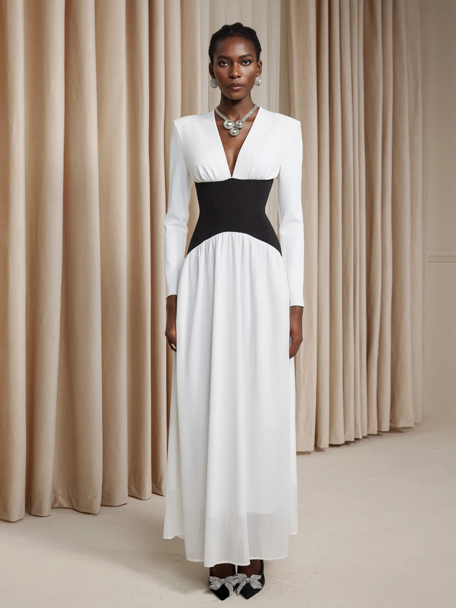 White V-Neck High-Waist Maxi Dress|NOOSGOP