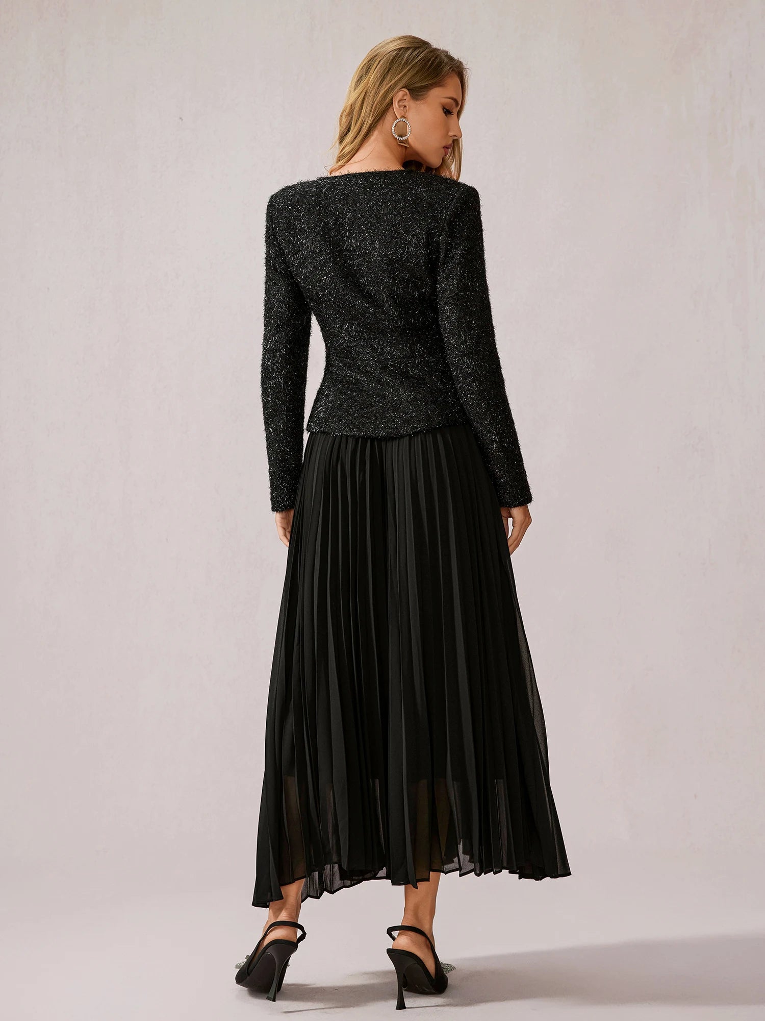 Black Fuzzy V-Neck Two-Piece Set|NOOSGOP