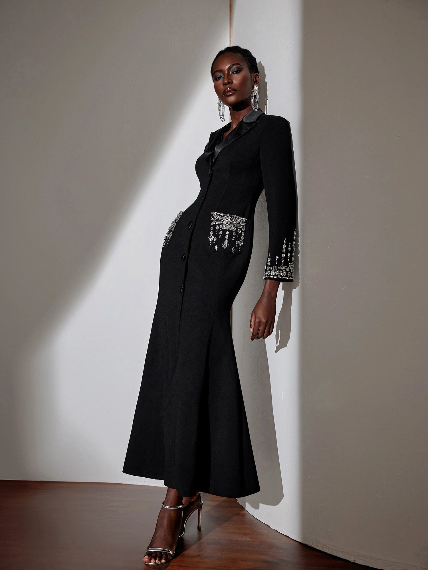 Embellished V-Neck Bodycon Maxi Dress|NOOSGOP