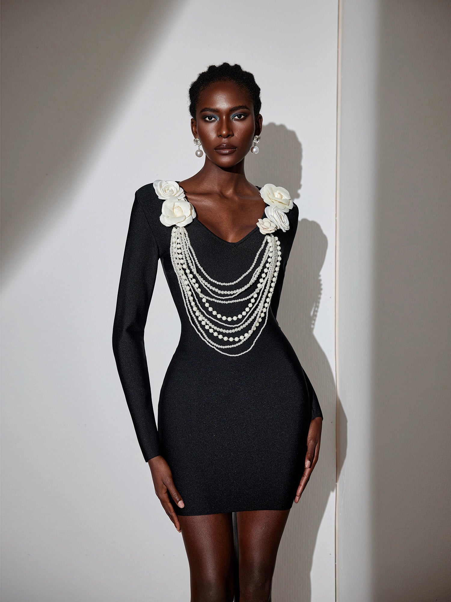 Pearl Chain Floral Bodycon Mini Dress|NOOSGOP