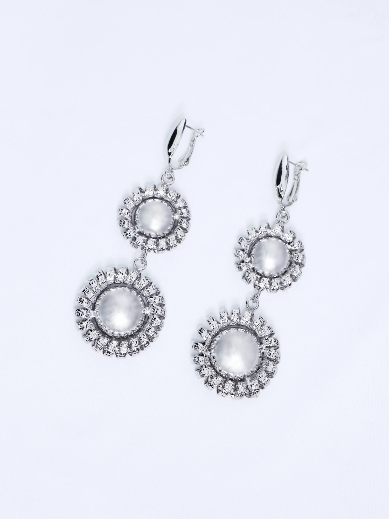 Silver Large Flower Beaded Necklace Earring Set|NOOSGOP