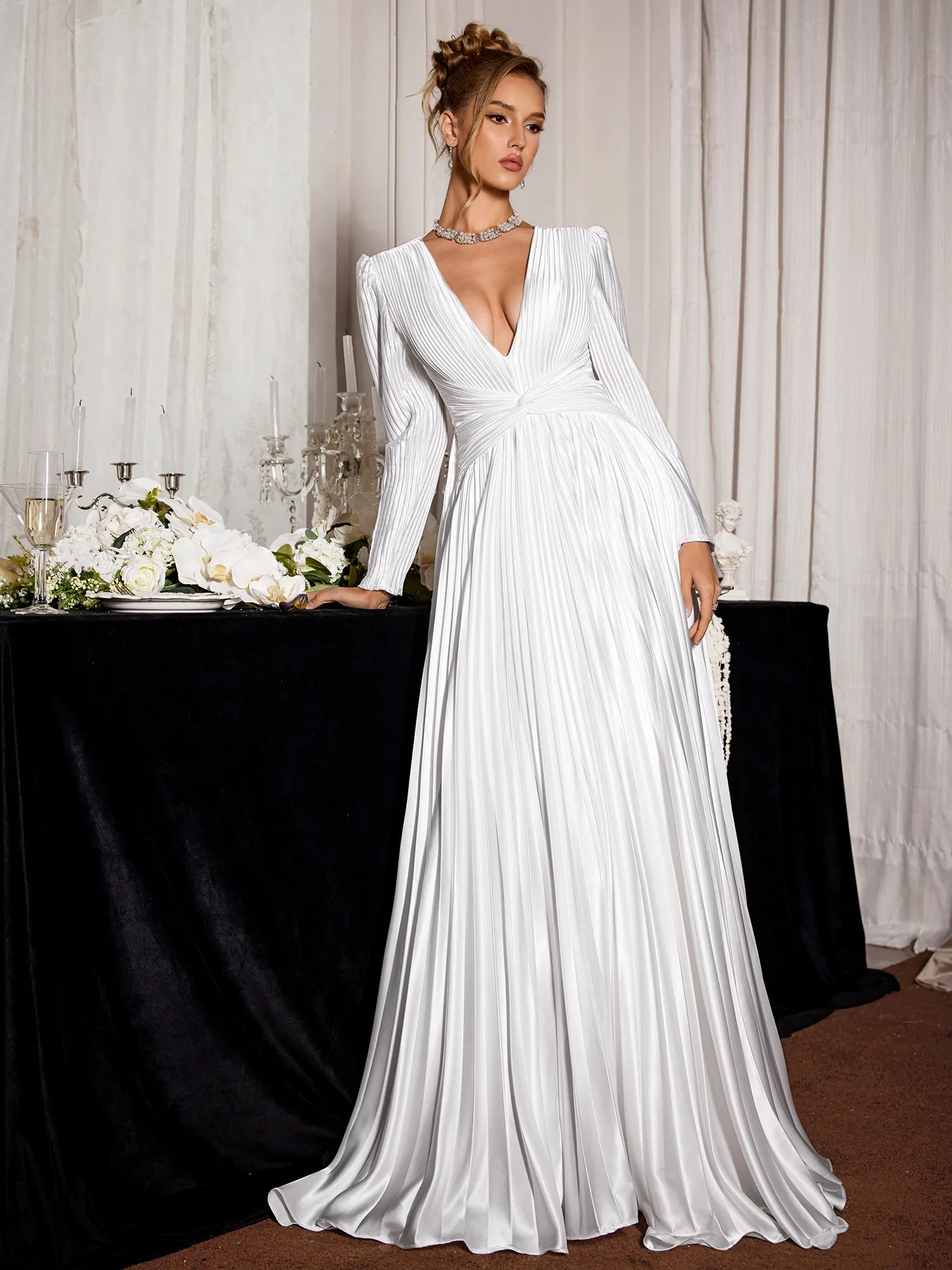 White V-Neck Ribbed Maxi Dress|NOOSGOP